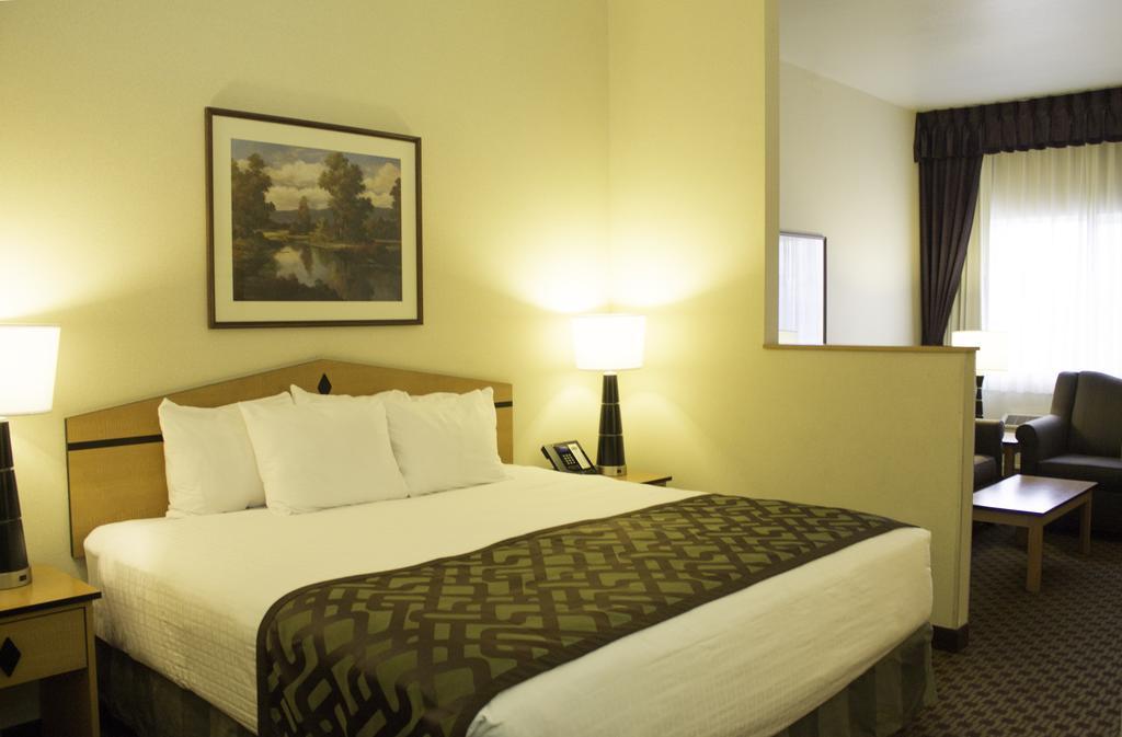 Crystal Inn Hotel & Suites - Great Falls Room photo